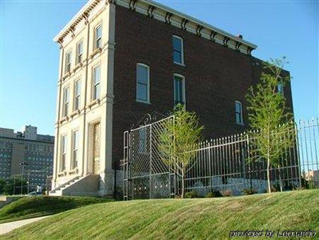 Grand Center Inn Saint Louis Exterior photo